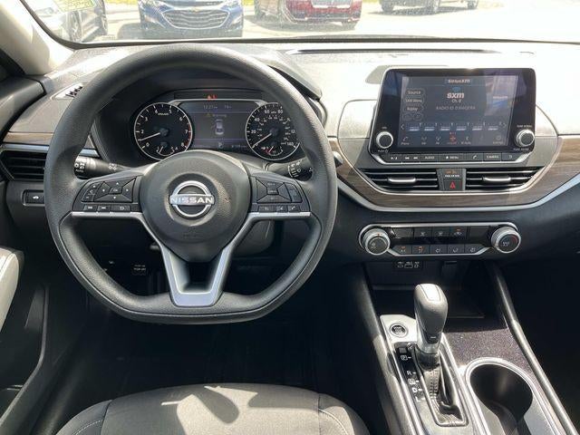 2024 Nissan Altima 2.5 SV Sedan