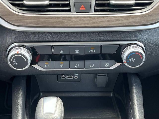 2024 Nissan Altima 2.5 SV Sedan