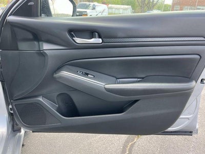 2024 Nissan Altima 2.5 SV Sedan