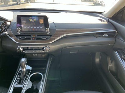 2023 Nissan Altima 2.5 SV Sedan