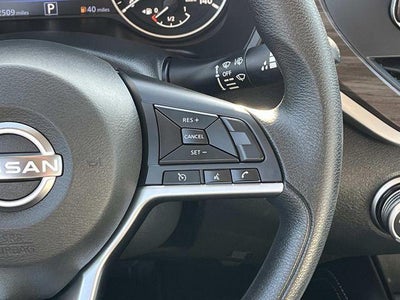 2023 Nissan Altima 2.5 SV Sedan