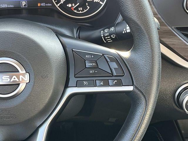 2023 Nissan Altima 2.5 SV Sedan