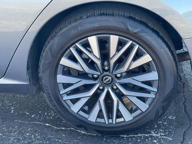 2023 Nissan Altima 2.5 SV Sedan