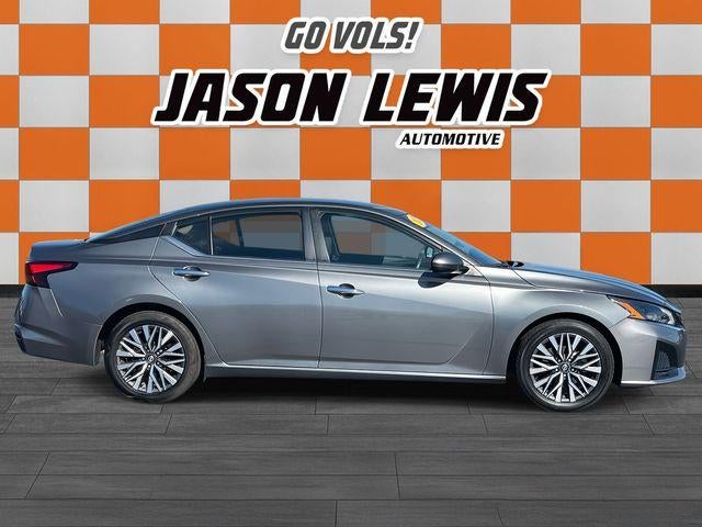 2023 Nissan Altima 2.5 SV Sedan