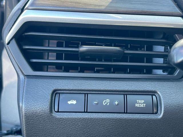 2023 Nissan Altima 2.5 SV Sedan