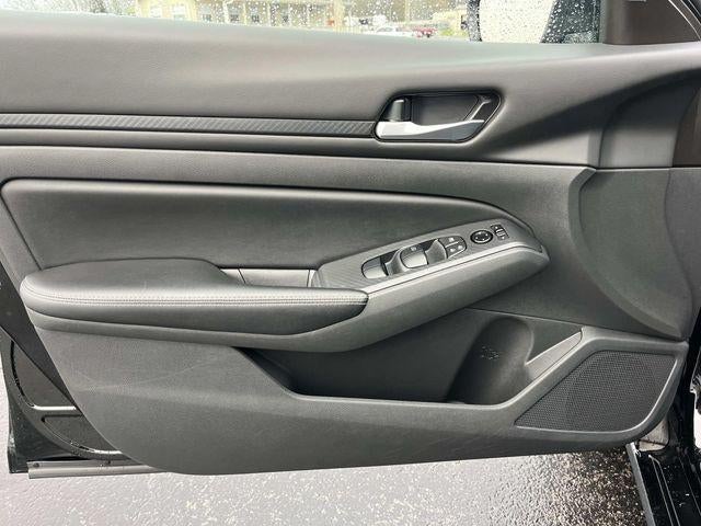 2024 Nissan Altima 2.5 SV Sedan