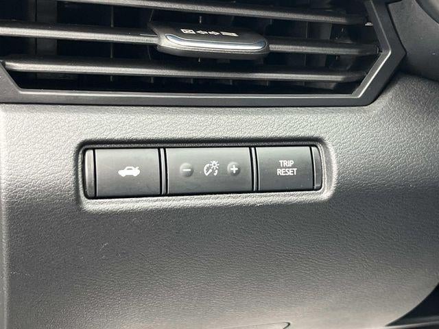 2024 Nissan Altima 2.5 SV Sedan