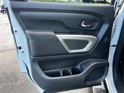 2018 Nissan Titan XD 4x4 Diesel Crew Cab SL