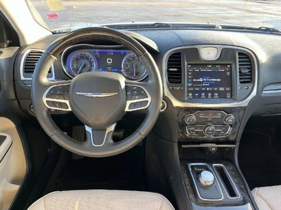 2018 Chrysler 300 Limited RWD