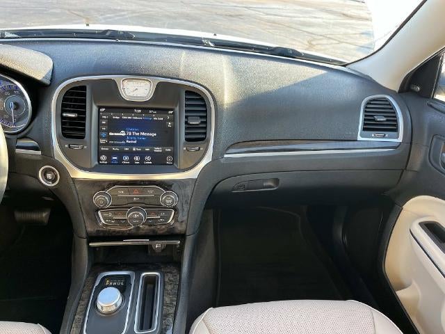 2018 Chrysler 300 Limited RWD