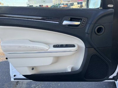 2018 Chrysler 300 Limited RWD