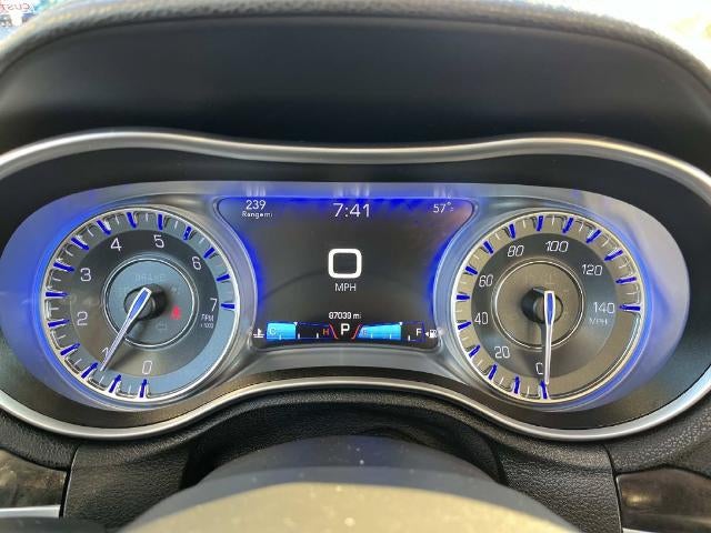 2018 Chrysler 300 Limited RWD