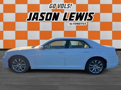 2018 Chrysler 300 Limited RWD