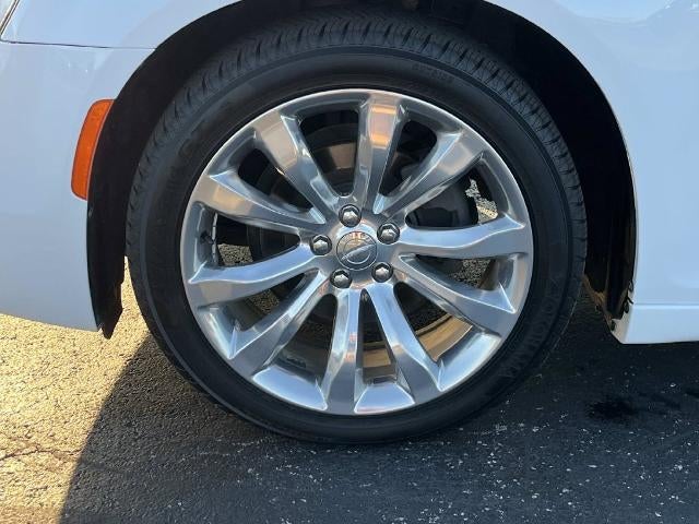 2018 Chrysler 300 Limited RWD