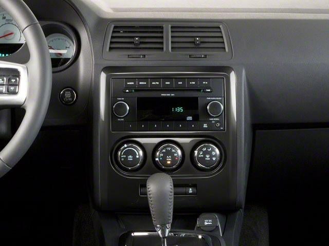 2013 Dodge Challenger 2dr Cpe SXT