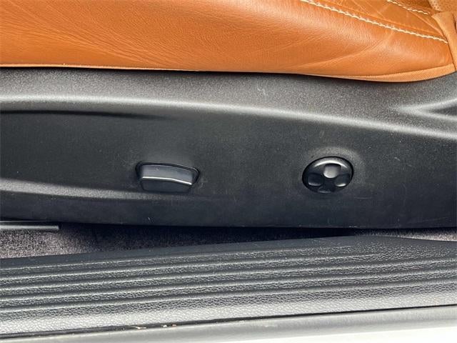 2017 Dodge Challenger SRT Hellcat Coupe