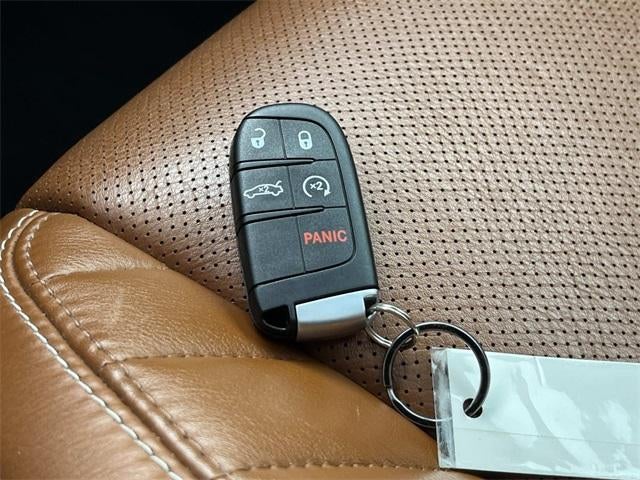 2017 Dodge Challenger SRT Hellcat Coupe