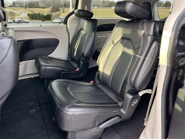 2023 Chrysler Pacifica Touring L FWD