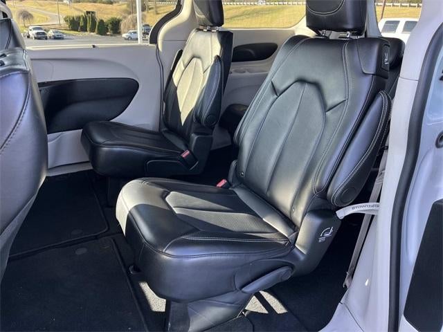 2024 Chrysler Pacifica Touring L FWD