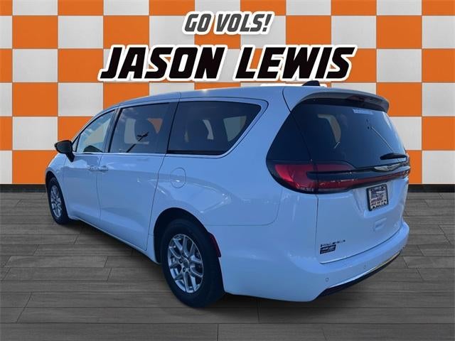 2024 Chrysler Pacifica Touring L FWD