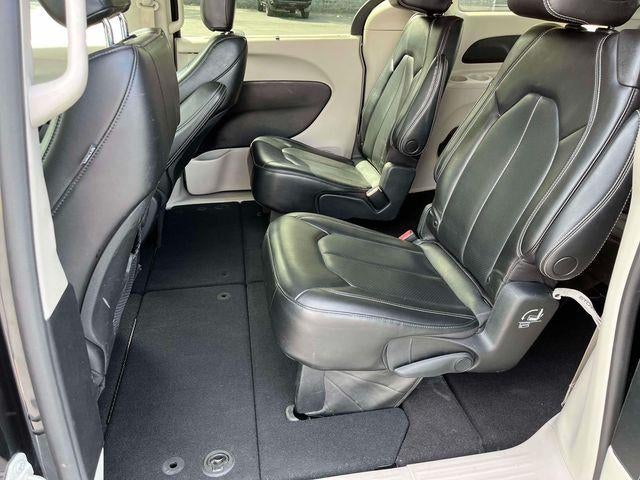 2023 Chrysler Pacifica Touring L FWD