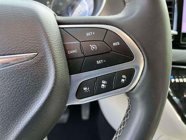 2023 Chrysler Pacifica Touring L FWD