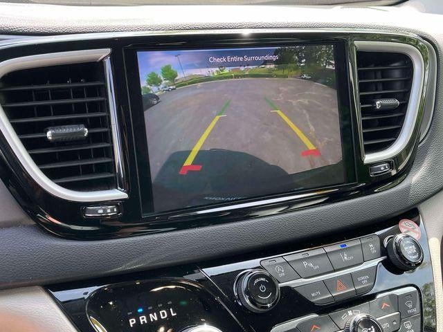 2023 Chrysler Pacifica Touring L FWD