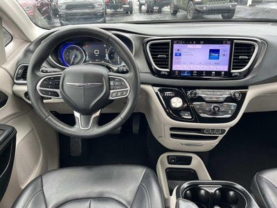 2023 Chrysler Pacifica Touring L FWD