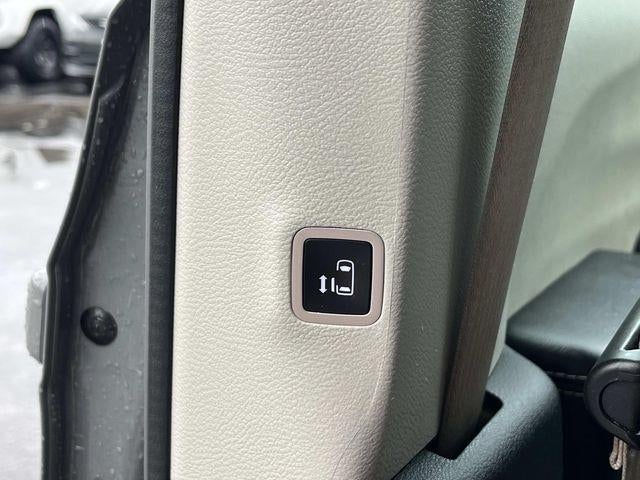 2023 Chrysler Pacifica Touring L FWD