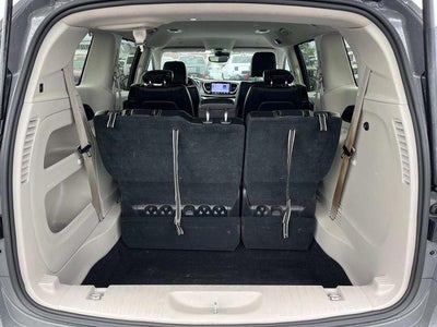 2023 Chrysler Pacifica Touring L FWD