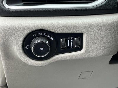 2023 Chrysler Pacifica Touring L FWD
