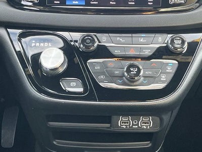2025 Chrysler Pacifica Select FWD