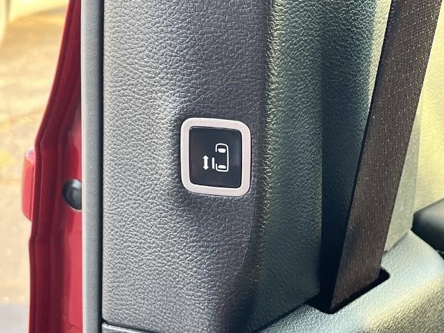 2025 Chrysler Pacifica Select FWD