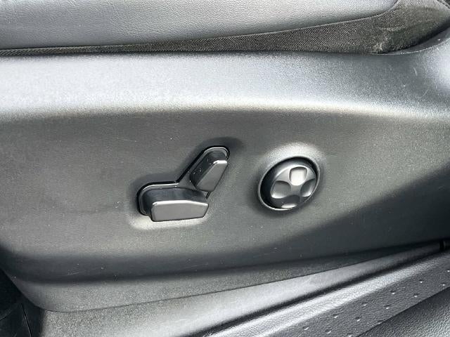 2025 Chrysler Pacifica Select FWD