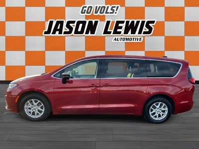 2025 Chrysler Pacifica Select FWD