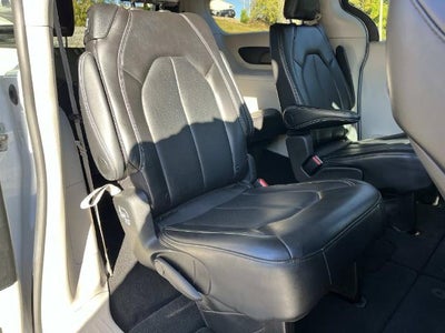 2024 Chrysler Pacifica Touring L FWD