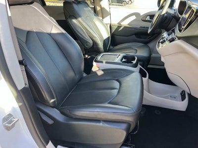 2024 Chrysler Pacifica Touring L FWD