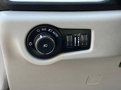 2024 Chrysler Pacifica Touring L FWD