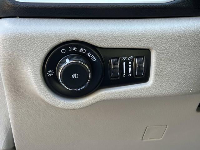 2024 Chrysler Pacifica Touring L FWD