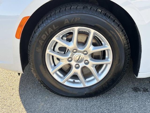 2024 Chrysler Pacifica Touring L FWD