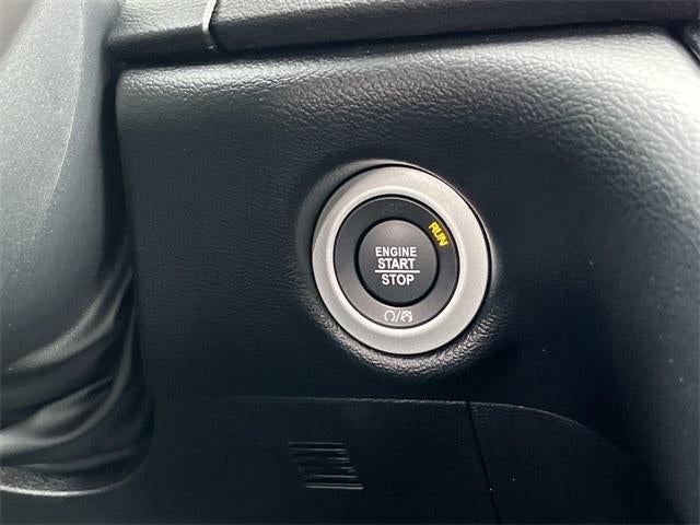 2025 Chrysler Pacifica Select FWD