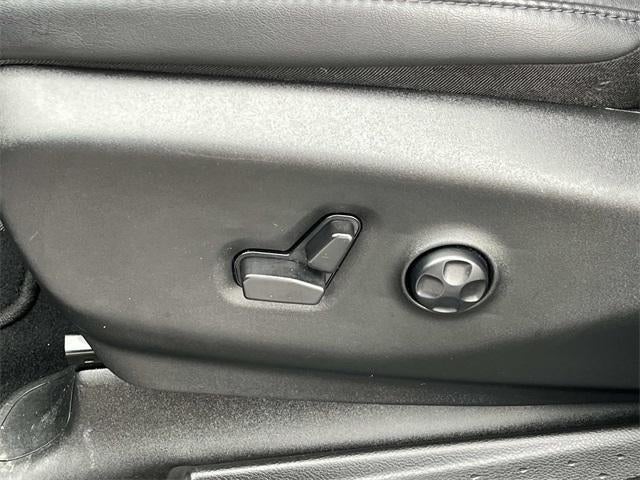 2025 Chrysler Pacifica Select FWD