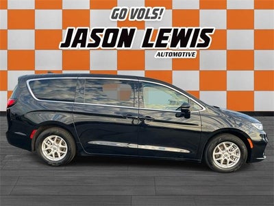 2024 Chrysler Pacifica Touring L FWD