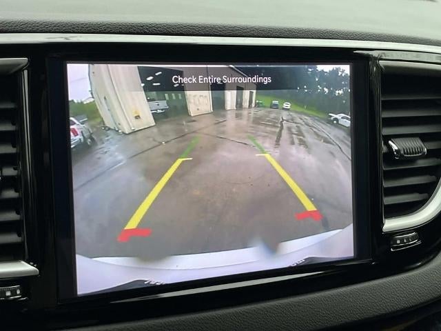 2025 Chrysler Pacifica Select FWD