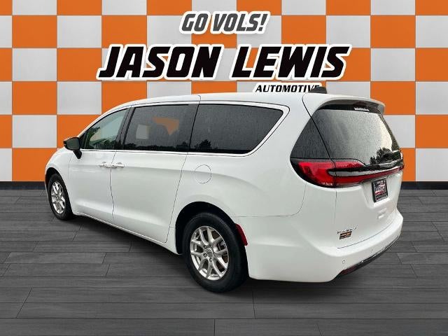 2025 Chrysler Pacifica Select FWD