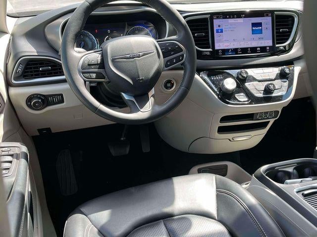 2023 Chrysler Pacifica Touring L FWD