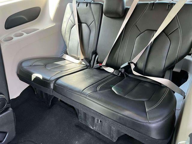 2023 Chrysler Pacifica Touring L FWD