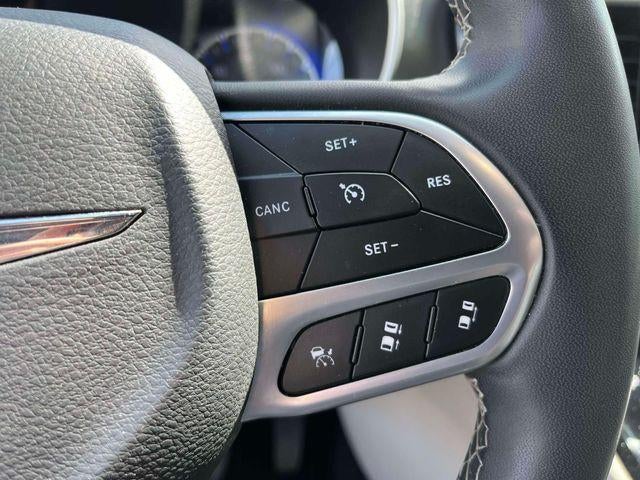 2023 Chrysler Pacifica Touring L FWD