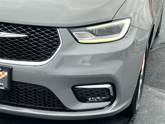 2025 Chrysler Pacifica Select FWD