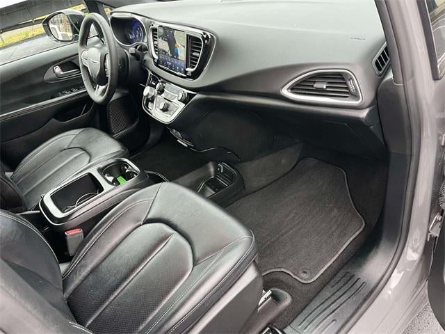 2025 Chrysler Pacifica Select FWD